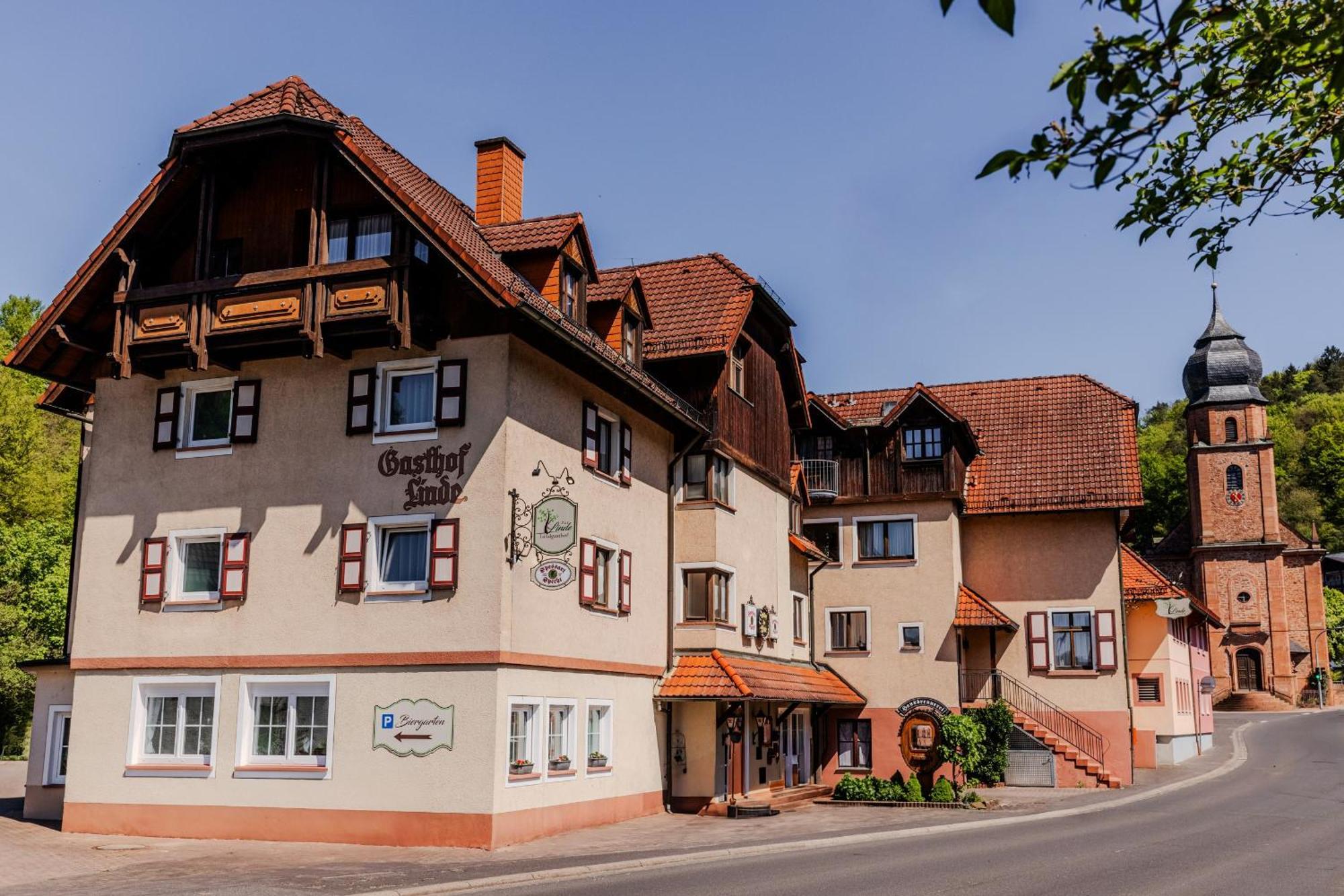 Landgasthof Zur Linde Heimbuchenthal Extérieur photo