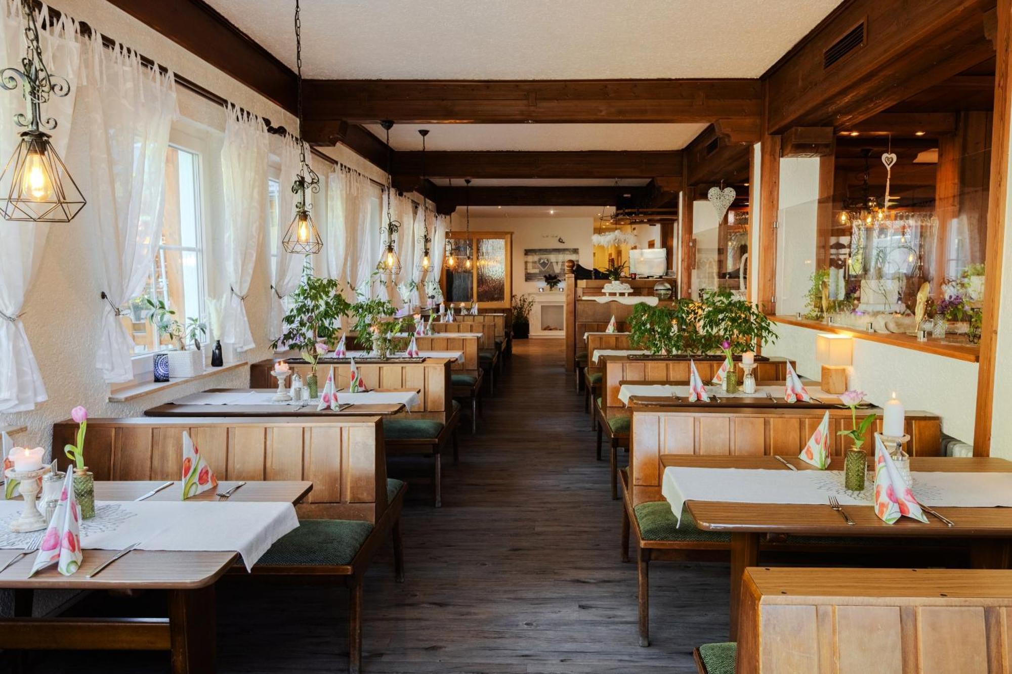 Landgasthof Zur Linde Heimbuchenthal Extérieur photo