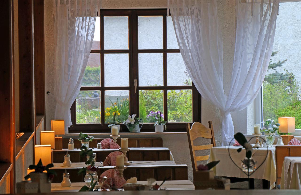 Landgasthof Zur Linde Heimbuchenthal Extérieur photo